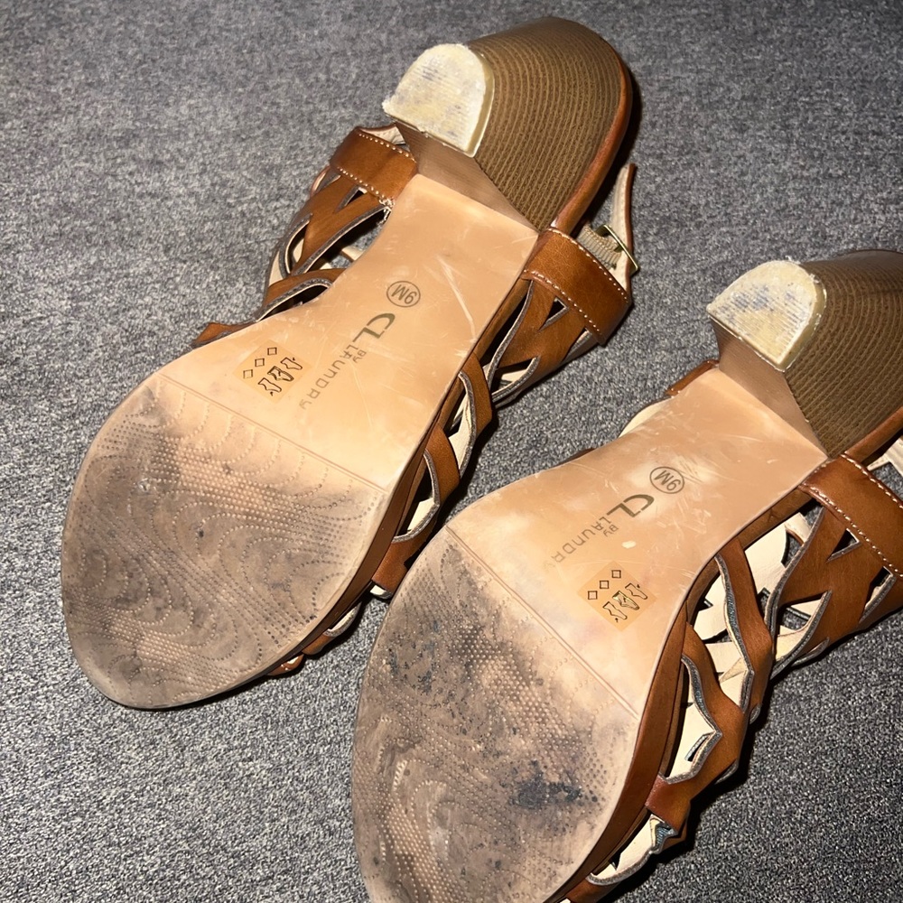 Heels - Picture 2 of 2